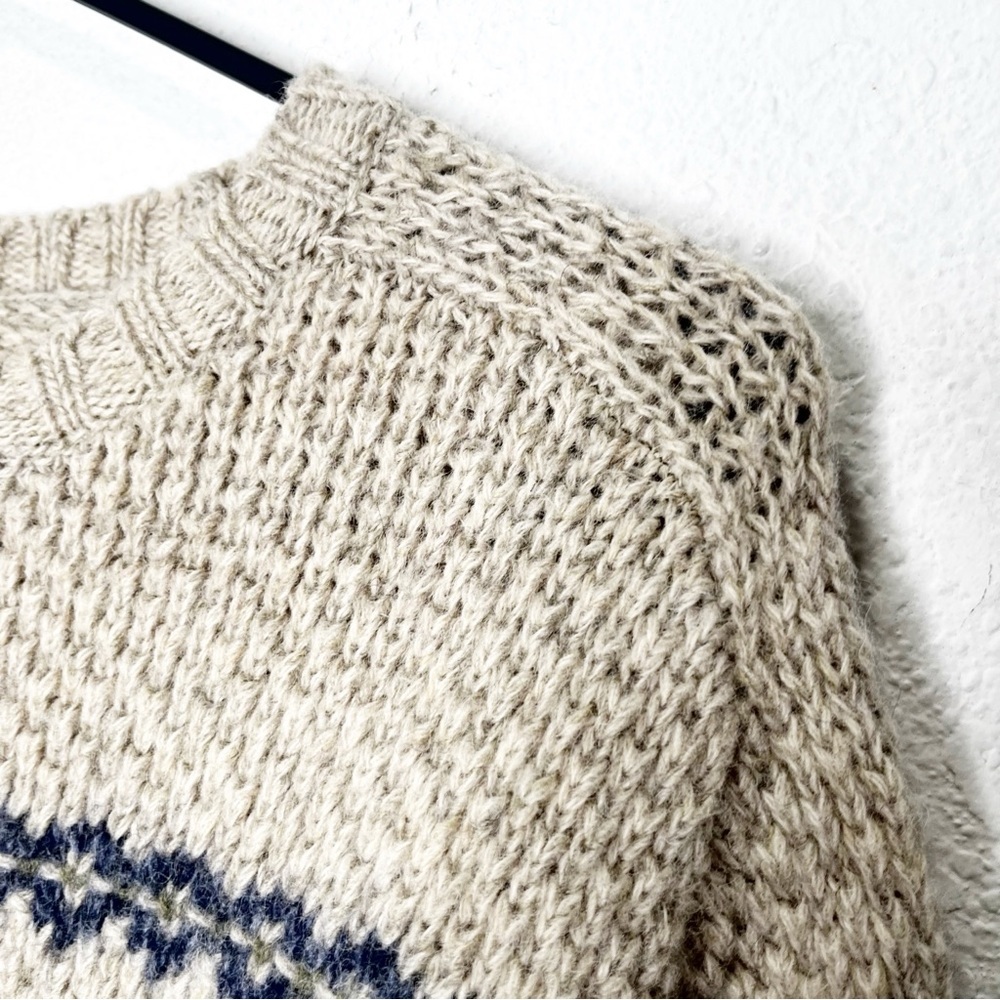 Eddie Bauer Cream and Brown Crewneck Sweater - Picture 3 of 10